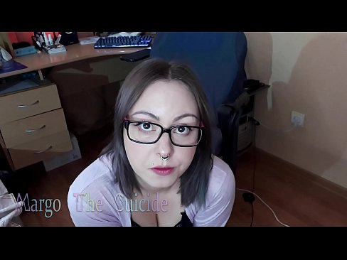 ❤️ Kynþokkafull stelpa með gleraugu sýgur dildó djúpt á myndavélinni ❤️ Kynlíf á is.super-vip.top ☑
